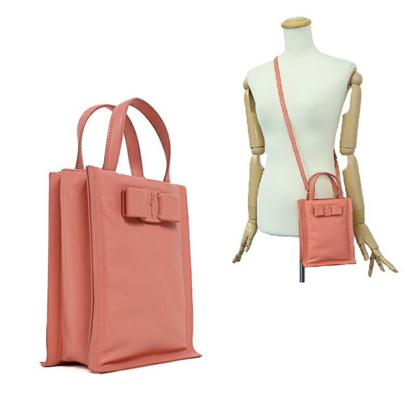 Salvatore Ferragamo VIVA Vara Rion Shoulder Bag Calfskin Coral Pink Pouch - Picture 3 of 11